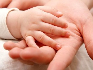 توصیه های وزارت بهداشت برای پیشگیری از گرمازدگی در کودکان زیر پنج سال