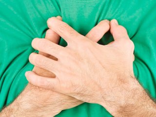 مهم ترین دلایل درد‌ در قفسه سینه
