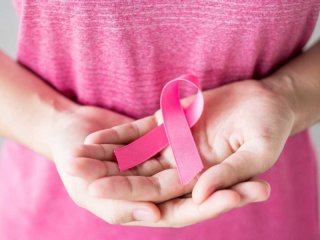 چه ارتباطی بین دئودورانت و سرطان سینه وجود دارد؟