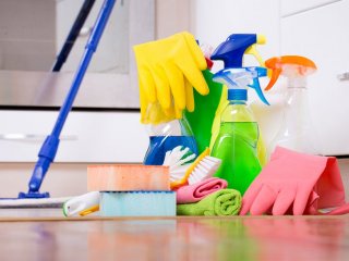 ۶ وسیله‌ای که در خانه تکانی حواس‌تان به نظافت‌شان نیست