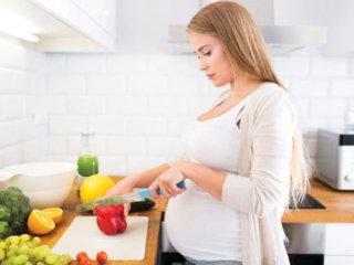 ممنوعیت‌های غذایی در دوران شیردهی