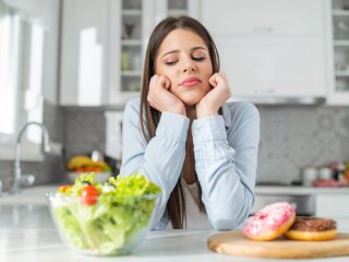 کدام غذاها شما را افسرده میکند؟