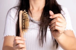 درمان ریزش مو بعد از کرونا با 5 راه ساده