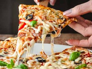 پیتزای آمریکایی، لذیذ و خوشمزه با دستور اصلی