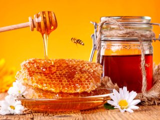 روش‌های تشخیص عسل طبیعی از عسل تقلبی
