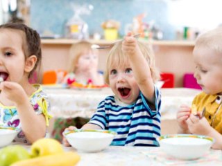 توصیه‌های غذایی برای بیماری‌های مختلف کودکان
