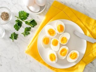 مصرف تخم مرغ باعث افزایش کلسترول خون نمی‌شود