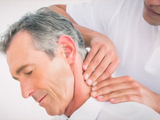 راهکارهای مؤثر در کاهش درد گردن
