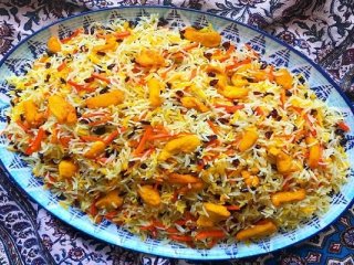 طرز تهیه هویج پلو با فیله مرغ