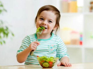 ملاحظات تغذیه‌ای در کودکان تا ۵ سالگی