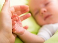 بیمه سلامت نوزاد با آغوز (2)