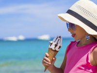 دیدگاه متخصصان تغذیه در مورد مصرف بستنی توسط کودکان
