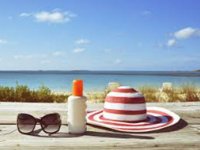 آيا استفاده از محصولات پوستی محافظ نور آفتاب خطرناك است؟