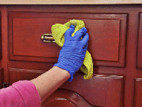 کابینت های چوبی را با این روش تمیز کنید