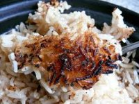 چگونه بوی سوختگی برنج را از بین ببریم؟