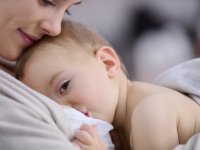 ویروس کرونا ازطریق شیر مادر به نوزاد منتقل می‌شود؟