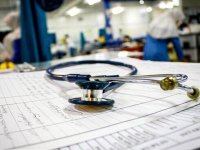 وزارت بهداشت ناظر نرخ ویزیت پزشکان
