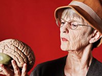 آلزایمر، عارضه دوره سالمندی