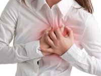 نشانه‌های حمله قلبی در زنان؛ این علائم را جدی بگیرید
