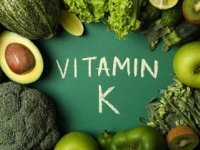۸ نشانه مهم کمبود ویتامین K در بدن