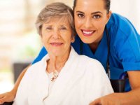 چالش ها و مراقبت های دوران سالمندان