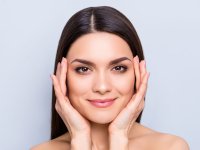 8 تکنیک خانگی برای جوان سازی پوست صورت