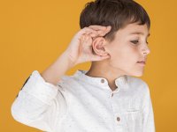 کرونا باعث کاهش شنوایی در کودکان می‌شود