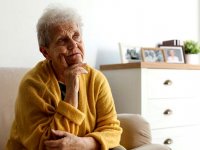 روش‌های مقابله با انزوا در سالمندان