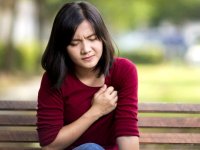 علائم اولیه سکته قلبی در زنان