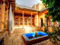 خانه فروغ الملک شیراز  موزه هنـر مشکیـن فام