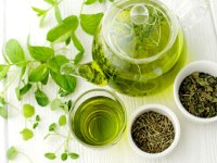 بررسی ارتباط مصرف چای سبز و سرطان سینه
