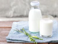 نوشیدن بیش از حد شیر می تواند باعث بروز سرطان پروستات شود