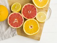 در عرض هفت روز چربی بدنتان را با لیمو بسوزانید + آموزش